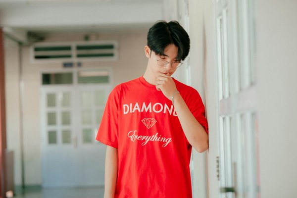 Comment coiffer les cheveux courts avec style?